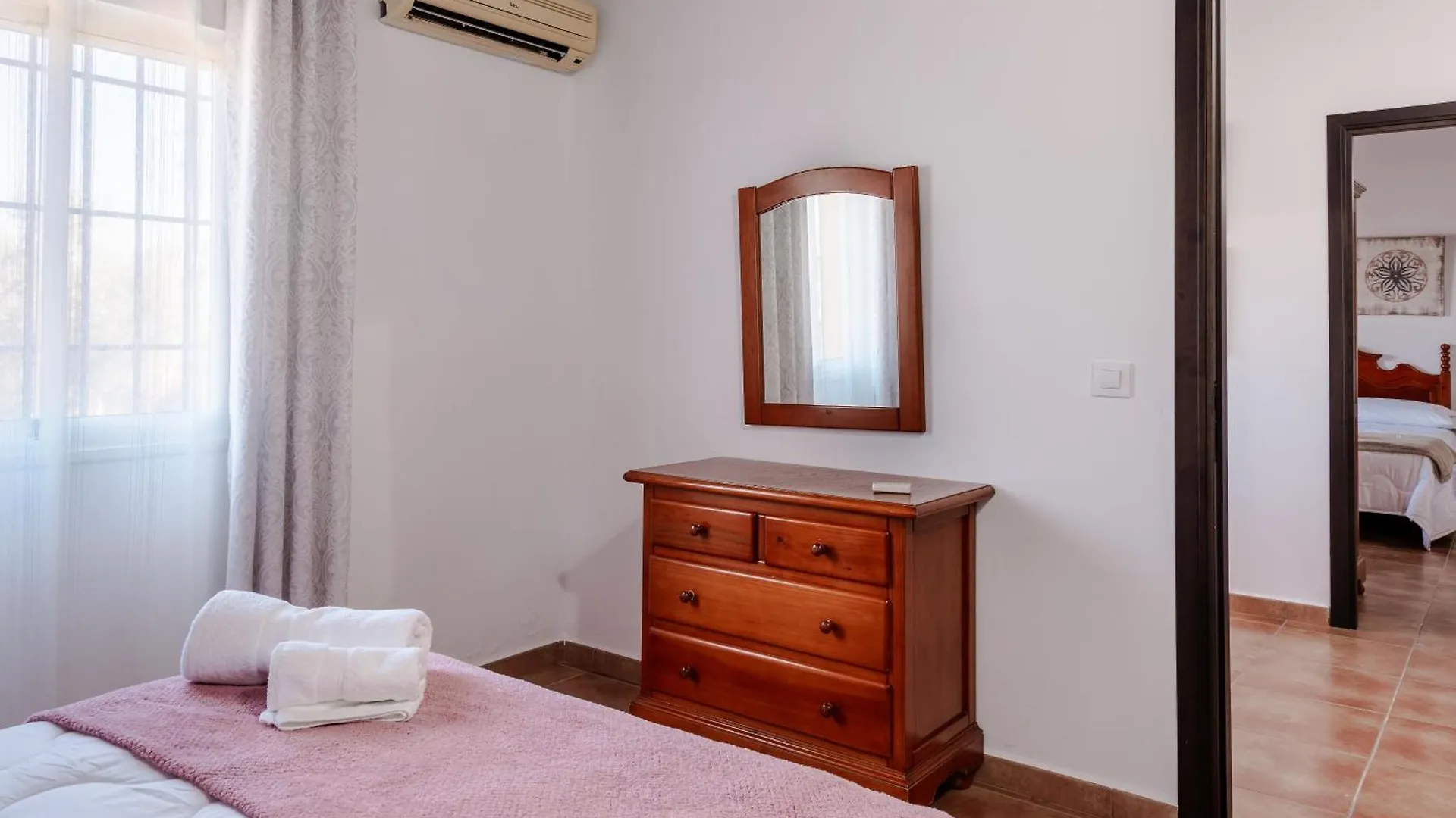 Casa Rural Con Piscina, Barbacoa, Aire Acondicionado, Wifi De Alta Velocidad, Cocina Exterior Y Parking Cordoba